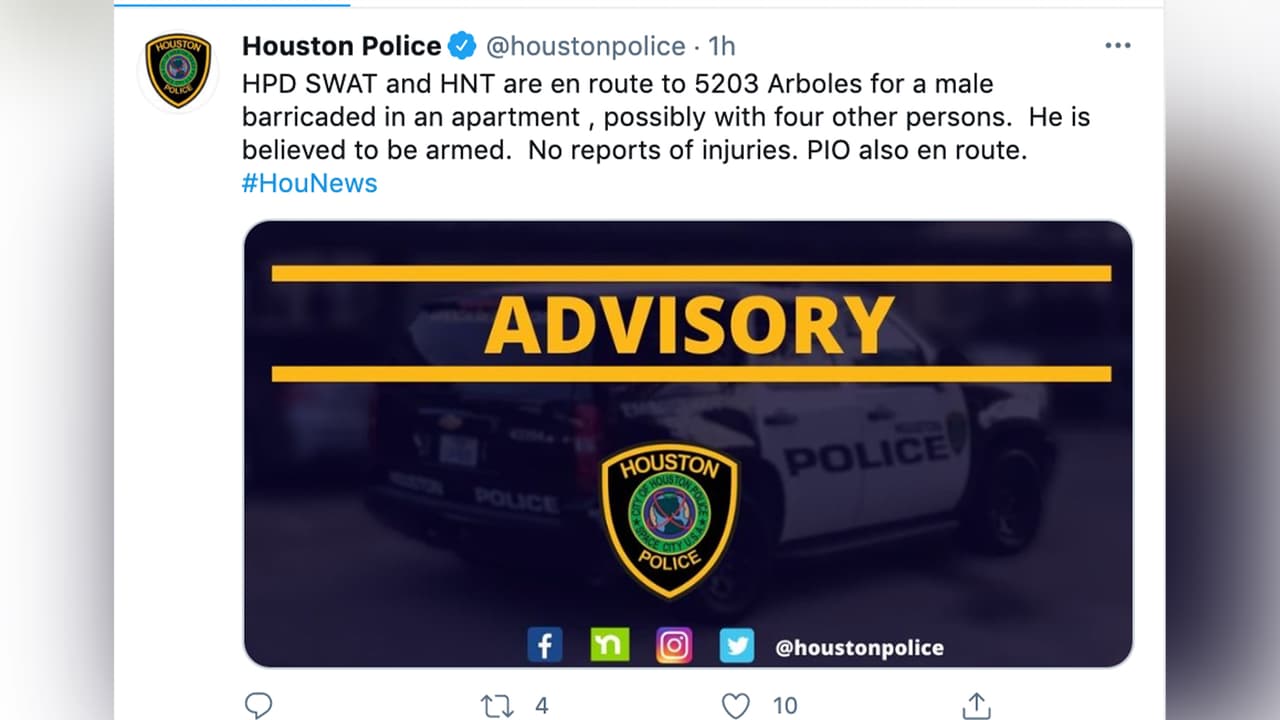 Hasta el momento no se reportan heridos, aunque las autoridades creen que las personas que están con el sospechoso en el interior de la casa podrían estar en peligro.