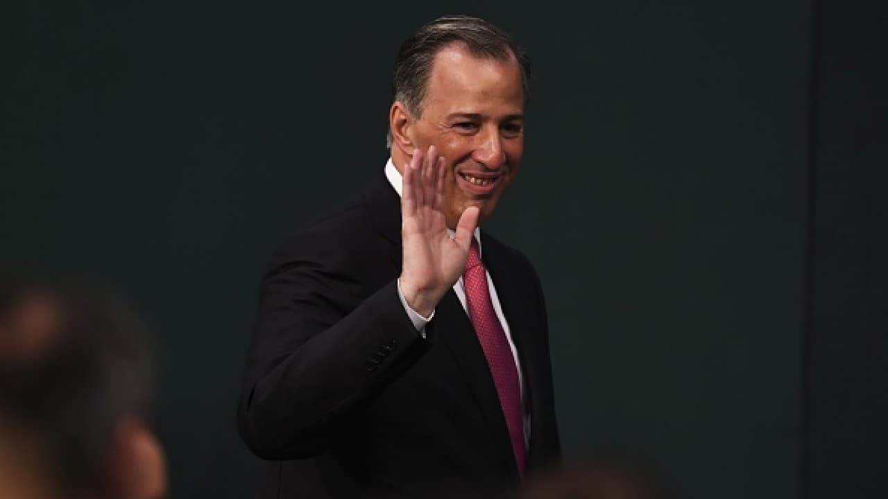 José Antonio Meade anuncia su precandidatura con el PRI para las elecciones a la presidencia de México