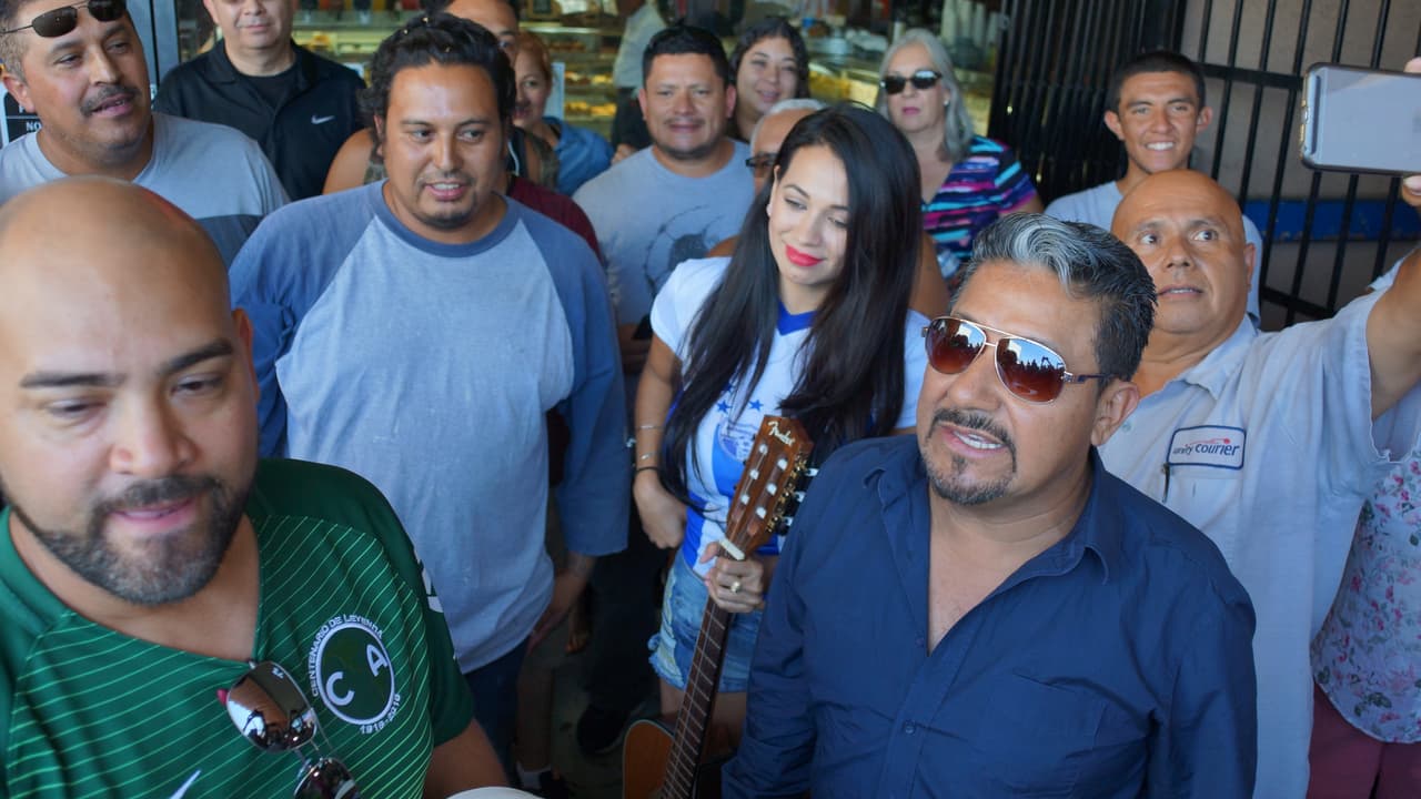 La Hondureña confía en que su selección le gane a México y en un próximo partido, y no tiene problema con seguir pagando apuestas hasta lograr que El Feo y El Pelón sean los que paguen el siguiente reto.