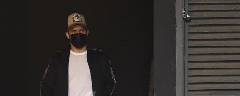 Sergio Agüero se somete a pruebas médicas de rodilla en Barcelona