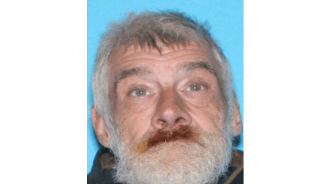 Se busca sospechoso de atropellar a un hombre de Glenn Ellyn causándole la muerte: ofrecen recompensa de $1,000 dólares