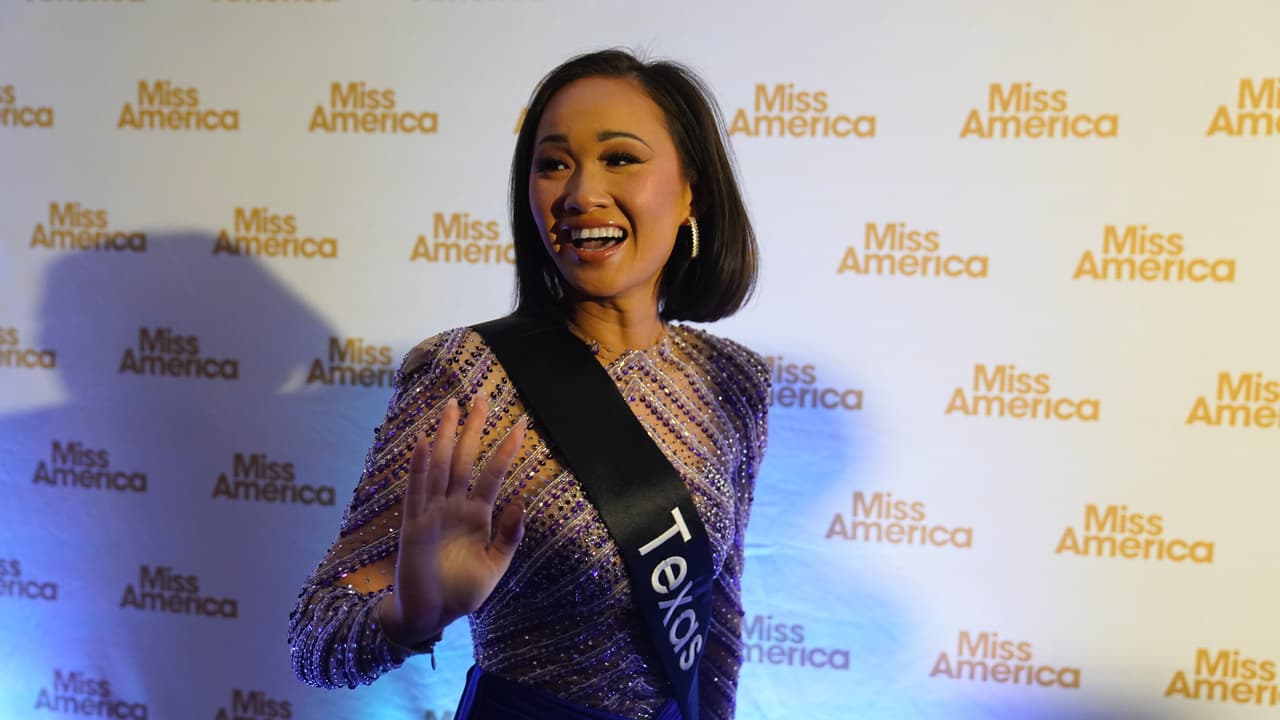 La hija de una inmigrante quiere cambiar la corona de Miss Texas por el cargo de congresista estatal