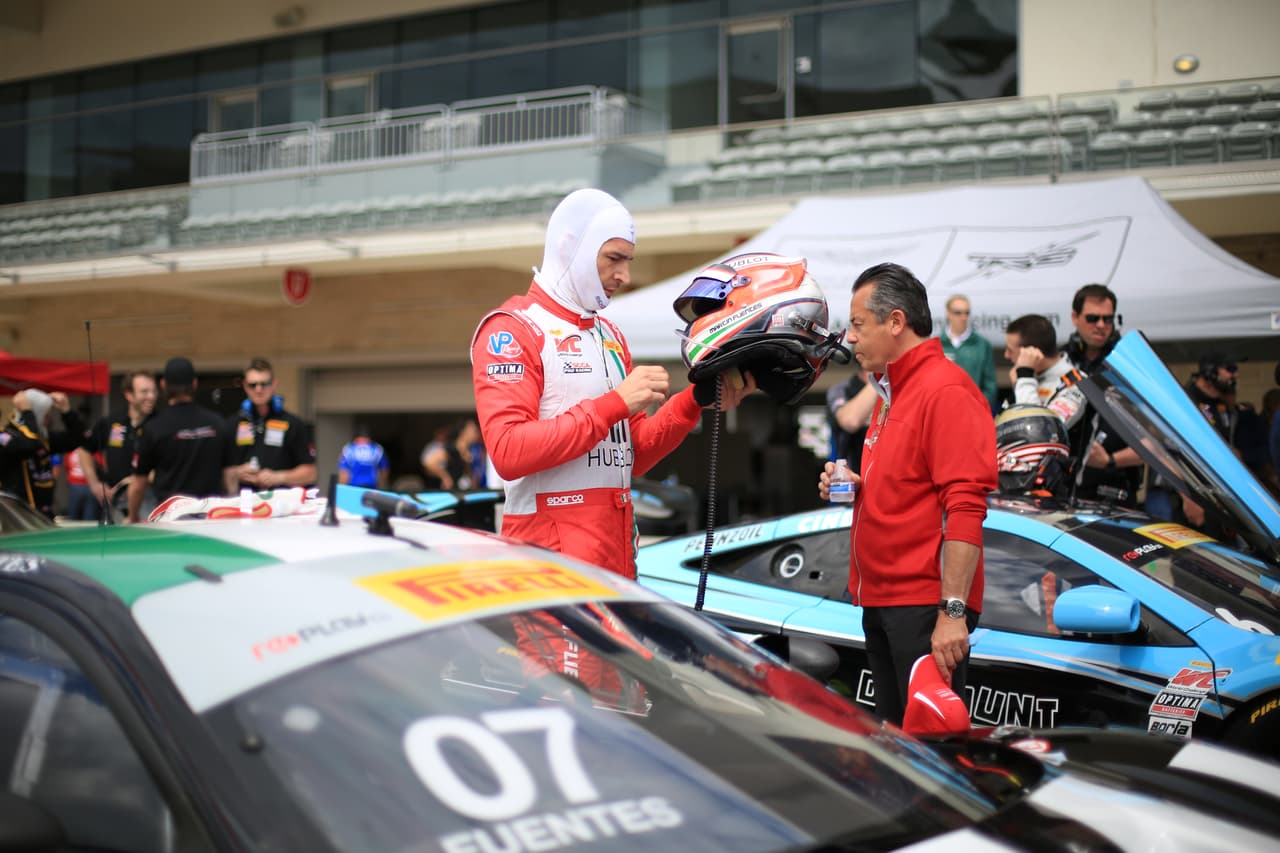 Miles de personas disfrutaron este fin de semana del Pirelli World Challenge en el Circuito de las Américas de Austin.