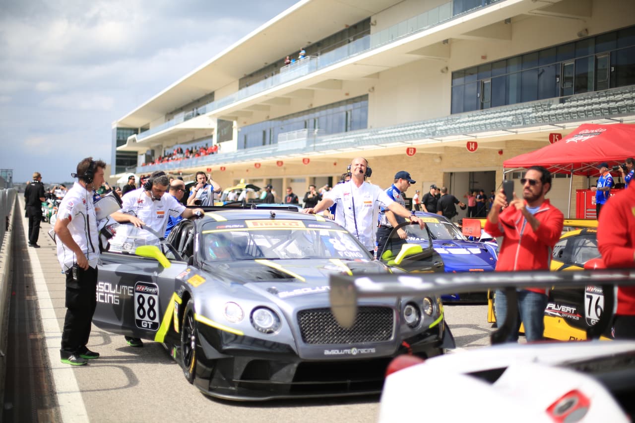 Miles de personas disfrutaron este fin de semana del Pirelli World Challenge en el Circuito de las Américas de Austin.