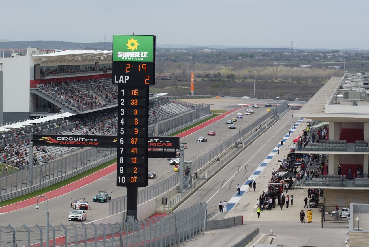 Miles de personas disfrutaron este fin de semana del Pirelli World Challenge en el Circuito de las Américas de Austin.