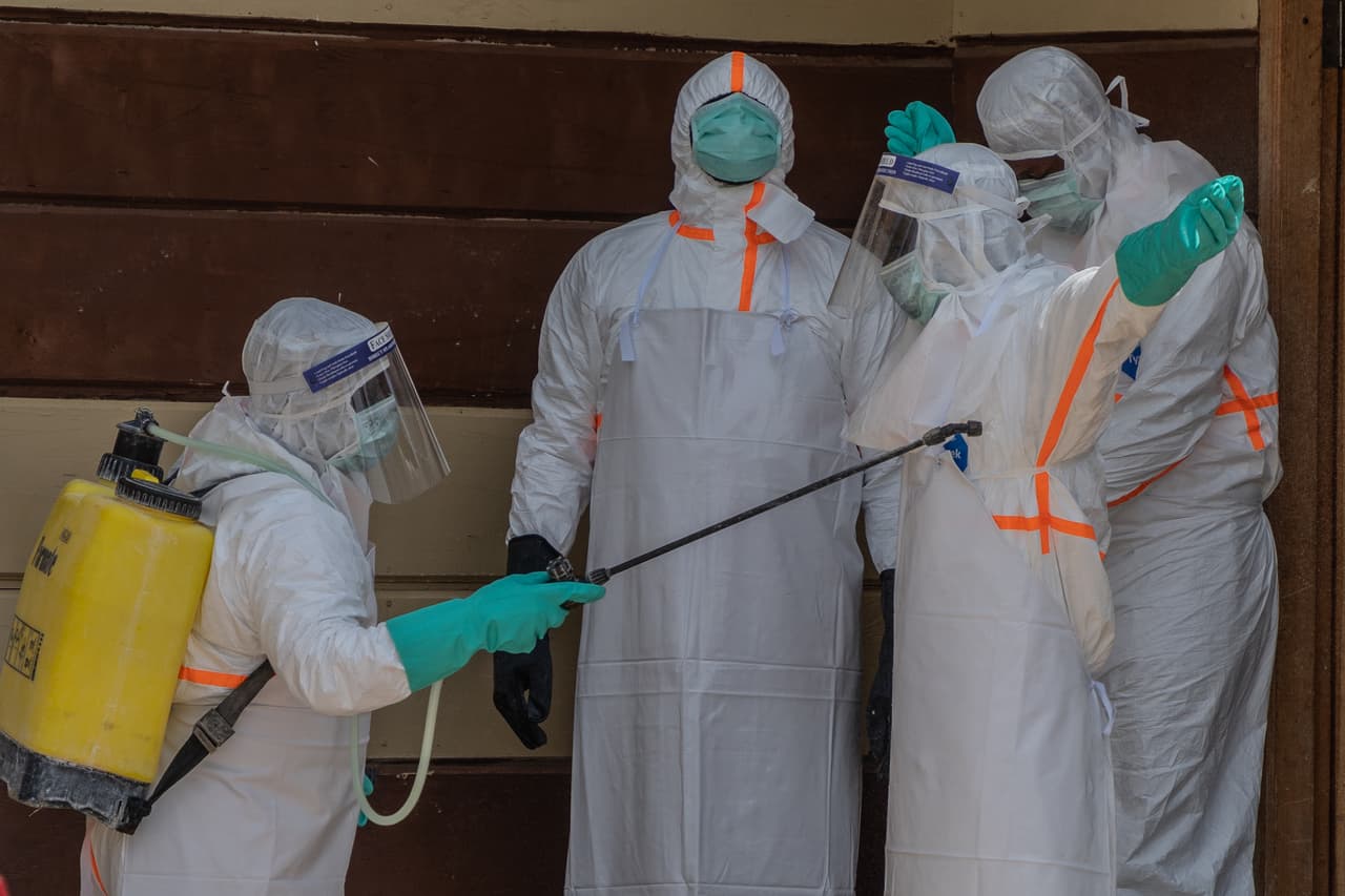 Preocupación en el Congo: registran aumento diario récord de casos de ébola a un mes de declararse el brote