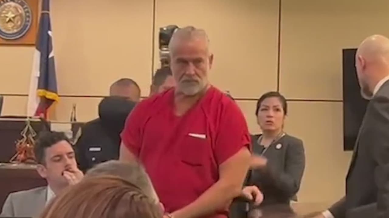 Brad Simpson se presenta en corte y guarda silencio sobre el paradero de su esposa Suzanne