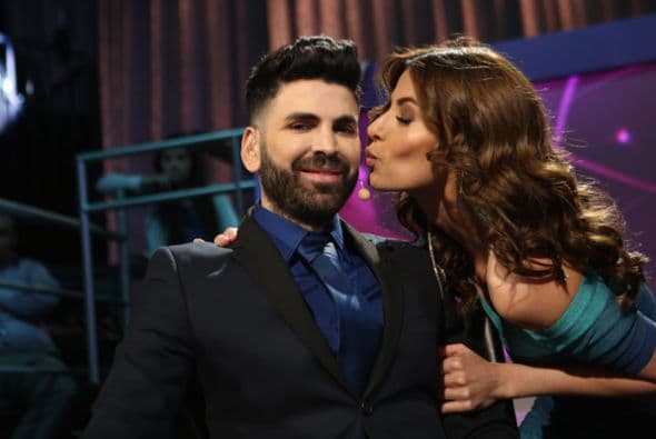 ¡Pero qué besotes se repartieron en esta novena temporada de Nuestra Belleza Latina! Algunos muy tiernos y muestras de gran cariño y otros tan intensos, que desbordaron tremenda pasión. ¿Quieren ver este exquisito repertorio?