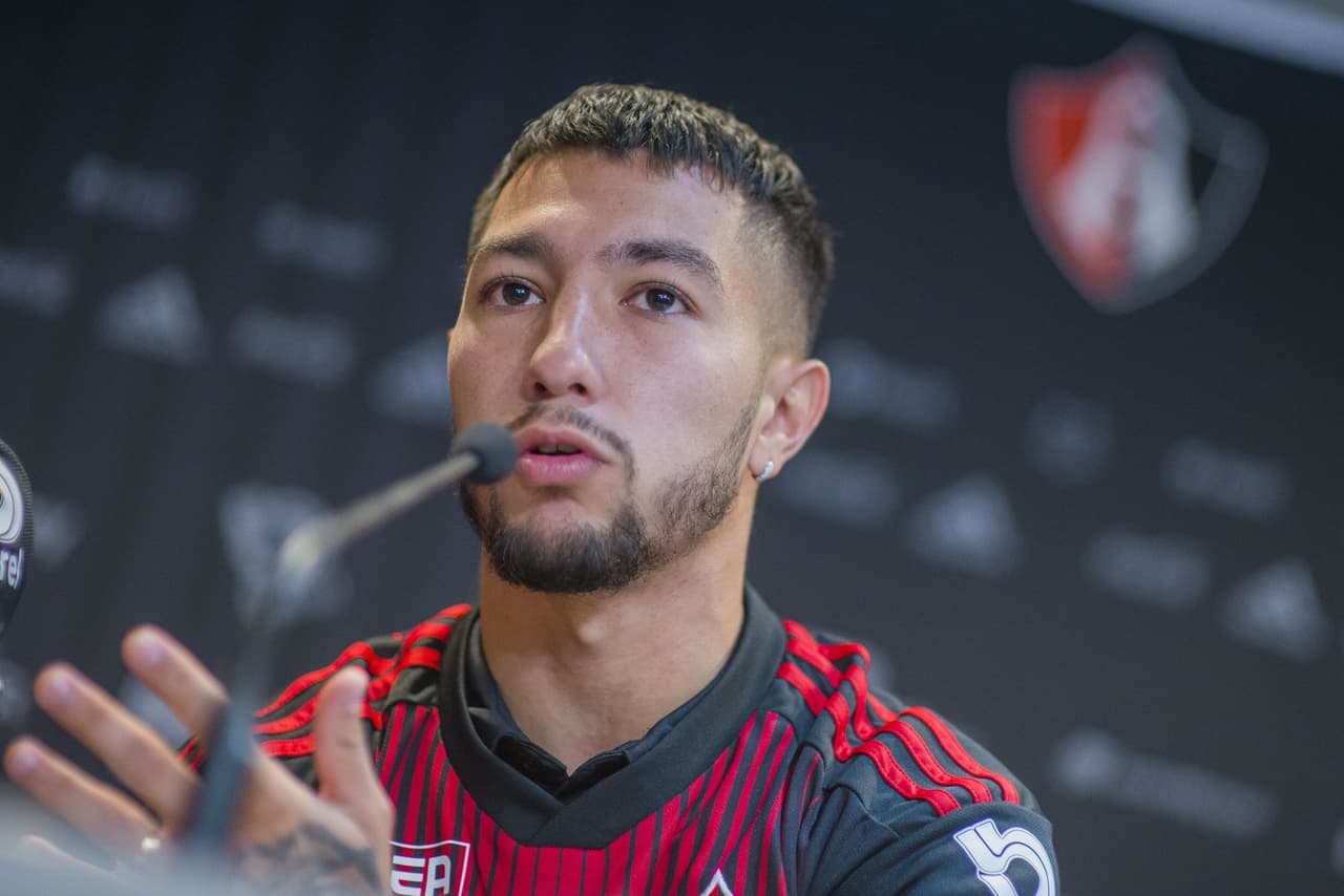 Luciano Acosta llega del DC United al Atlas.