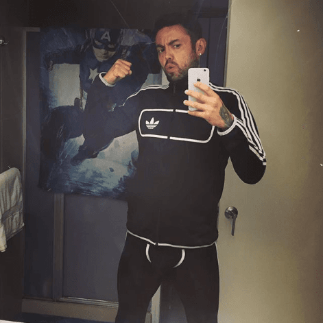 En julio de ese mismo año, Mauricio Clark reapareció, luego de meses de estar alejado del ojo público, para asegurar que las drogas y la homosexualidad eran parte de su pasado.