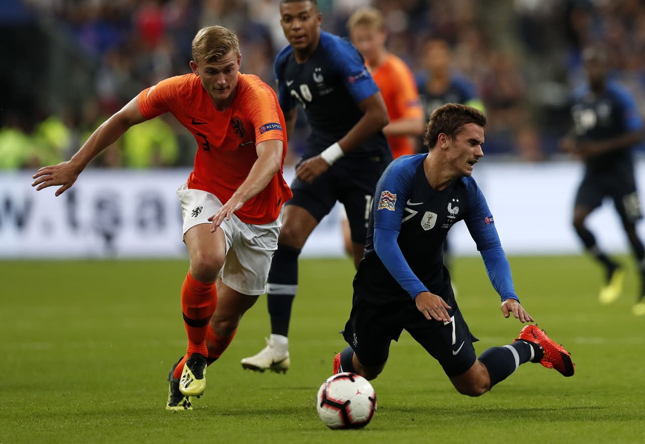 Sin embargo, la selección naranja empezó a mostrarse más agresiva en su visita a los franceses.