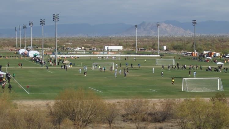 La ciudad de Phoenix aprueba la reapertura de campos de juego y unidades deportivas