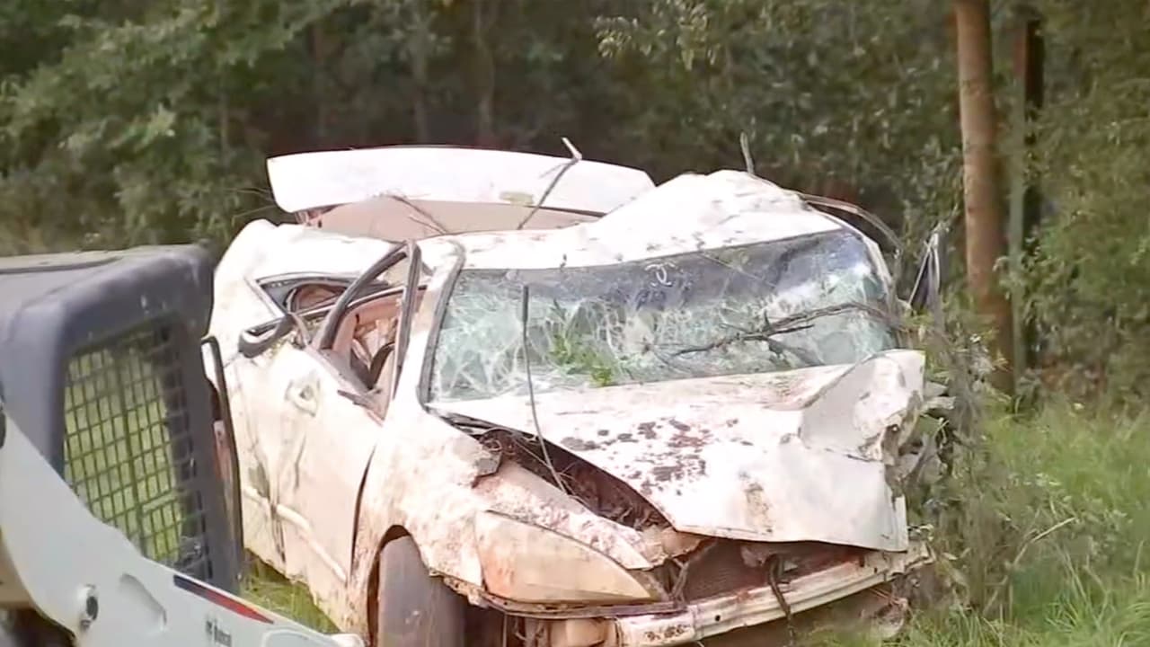 José estaba atrapado debajo de los fierros retorcidos de su vehículo y permaneció allí por cinco días, bajo altas temperaturas, sin agua ni comida.