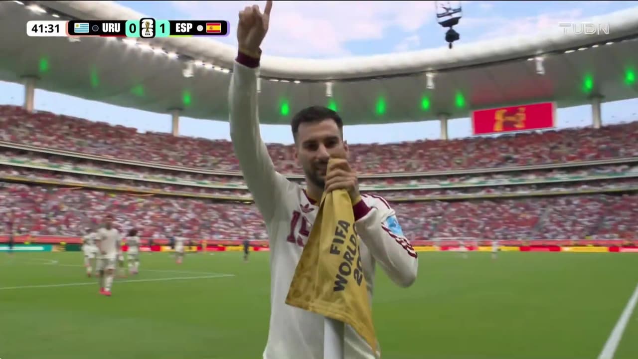 ¡Gol de España! ¡Golazo de Álex Baena! España está eliminando a Uruguay del Mundial