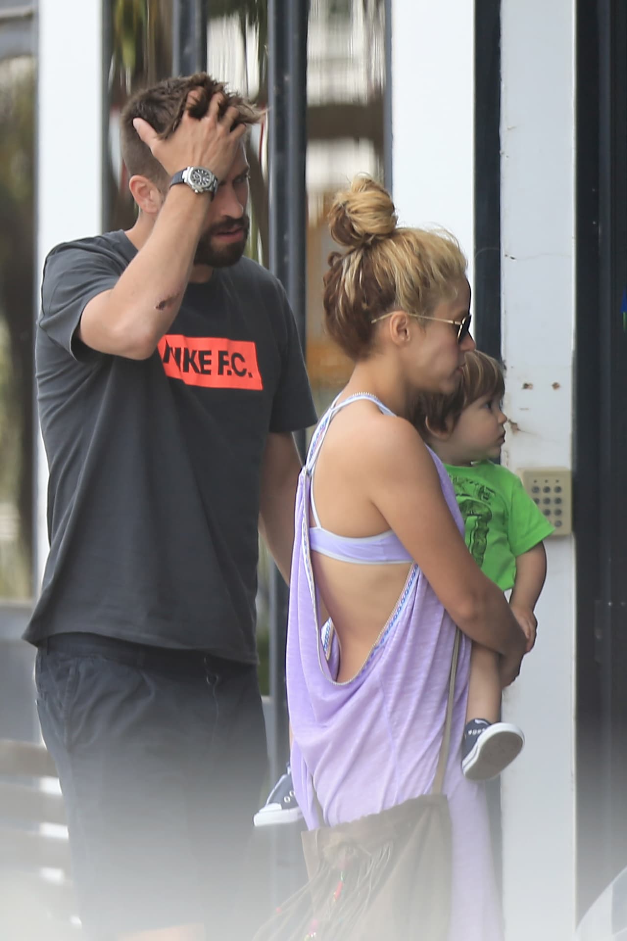 Los niños de la pareja han tenido que crecer bajo el ojo público.