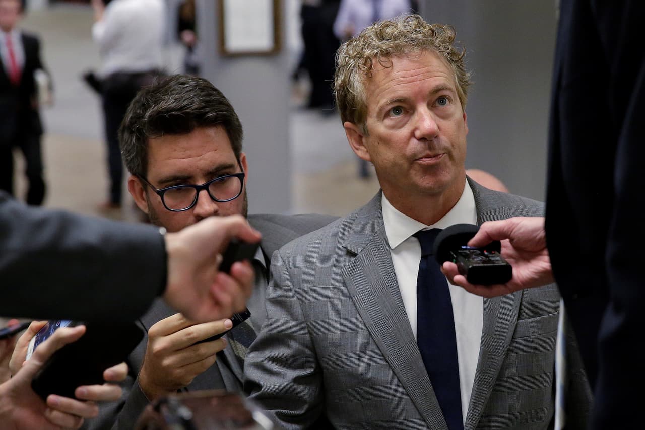 El hombre que le rompió 6 costillas a Rand Paul se declara culpable, pero aún no se sabe por qué lo hizo