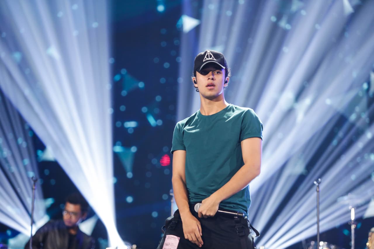 Están nominados en la categoría de Mejor Nuevo Artista y fácilmente pudieran llevarse el gramófono. ¿Será así? Sea como sea el crecimiento de estos chicos ha sido increíble desde que ganaron la primera temporada de La Banda. Te dejamos con lo mejor de su ensayo.