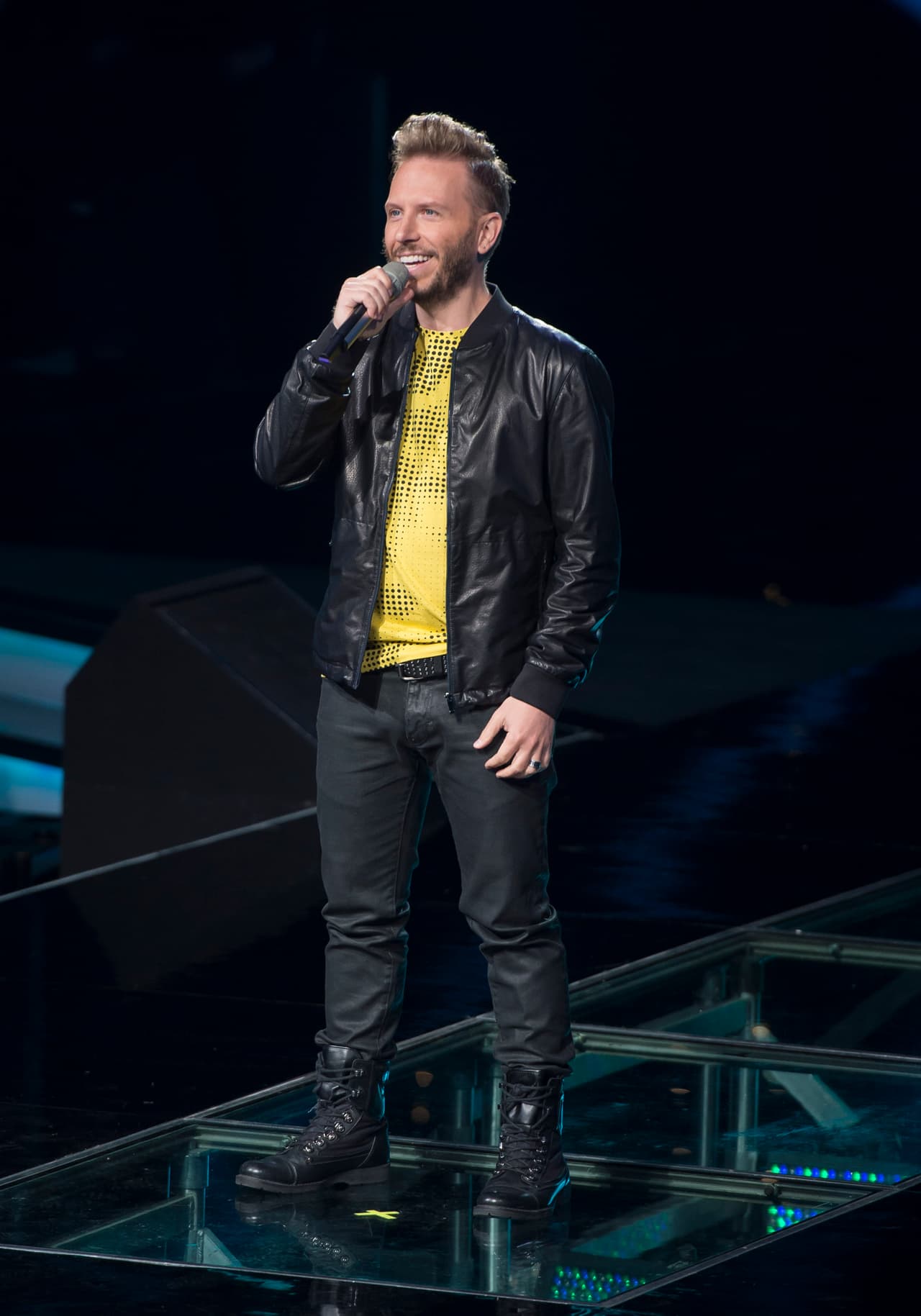 Los Moro, Cervantes, García y Barraza llegaron a la semifinal, en la cual hubo tremenda pelea entre Cristian y Noel, debido a una decisión del capitán, que le costó la eliminación de su equipo. Disfruta foto a foto todo lo que pasó en el show.