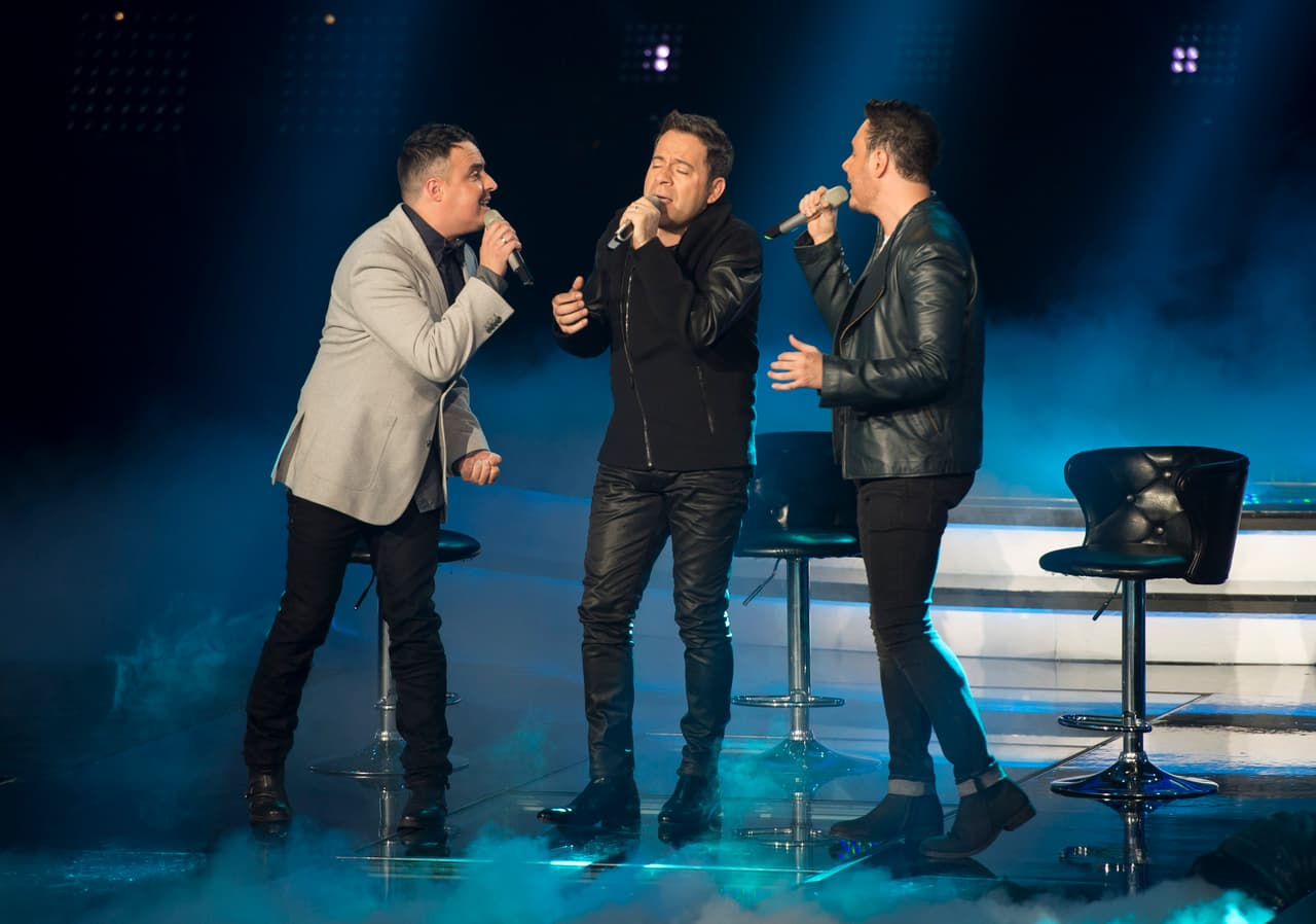 Los Moro, Cervantes, García y Barraza llegaron a la semifinal, en la cual hubo tremenda pelea entre Cristian y Noel, debido a una decisión del capitán, que le costó la eliminación de su equipo. Disfruta foto a foto todo lo que pasó en el show.