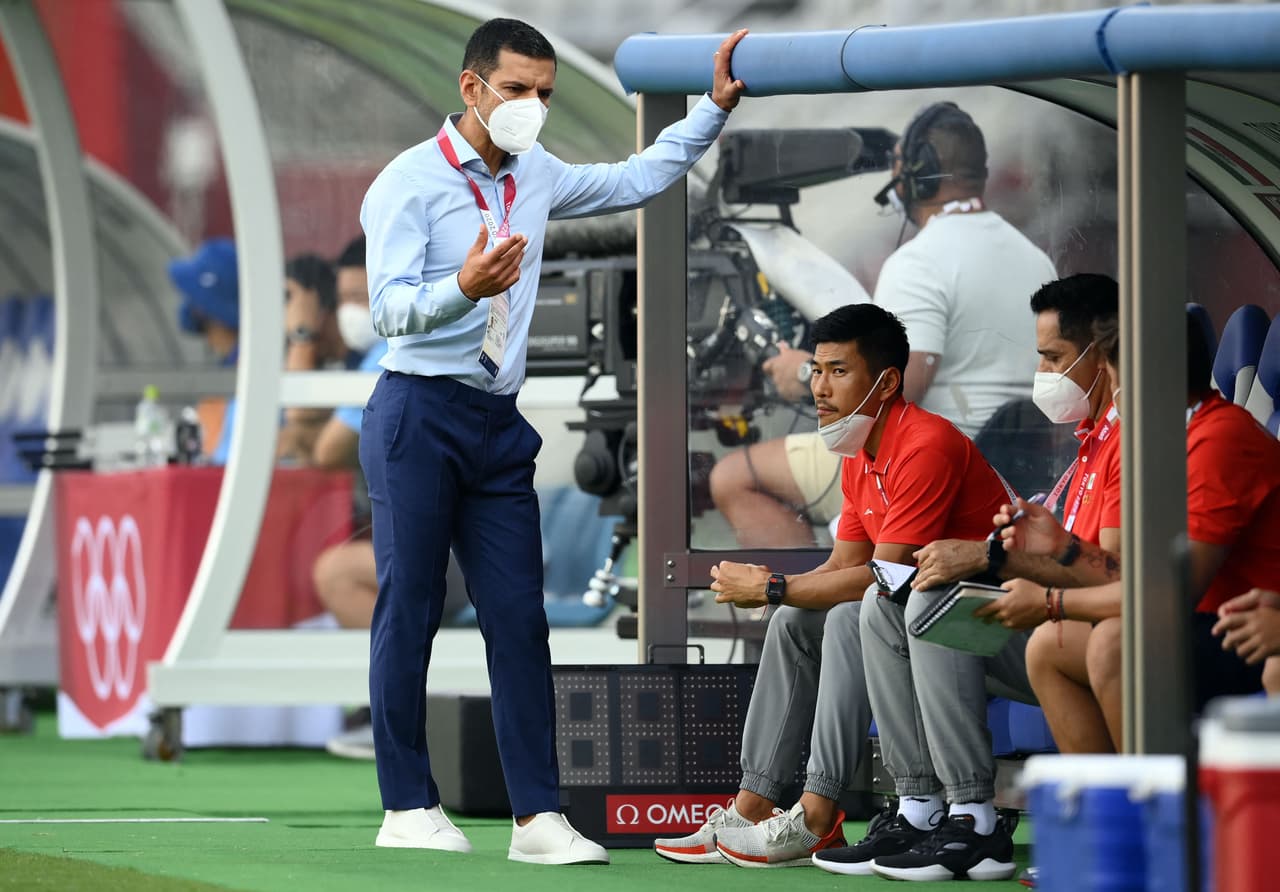 ¿Quién es el auxiliar japonés de Jaime Lozano en el Tri olímpico?