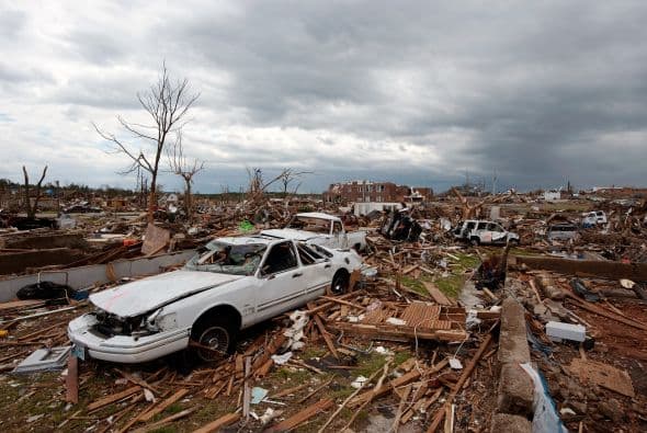 Revise sus pólizas de seguro: para asegurarse de tener una cobertura adecuada para su hogar y otras propiedades personales. 
<br>