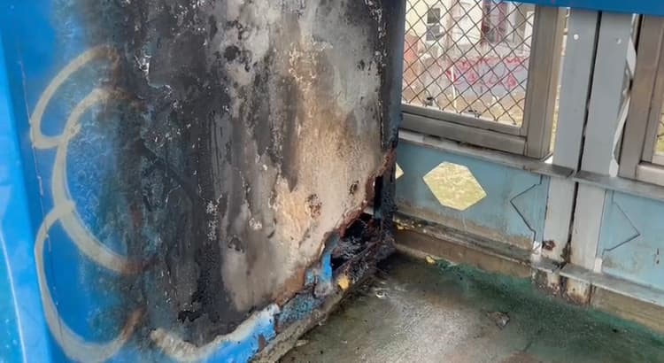 Los ascensores de la estación tuvieron que cerrarse porque “la orina, las heces y las agujas destruyeron la maqunaria", dijo en un comunicado Leslie Richards, gerente general de SEPTA.