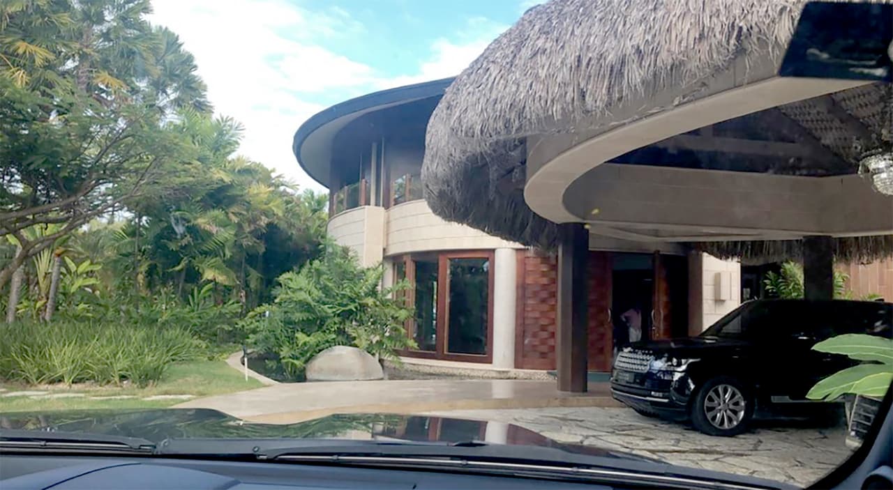 Así es la casa que allanaron autoridades dominicanas al supuesto testaferro del exvicepresidente de Venezuela