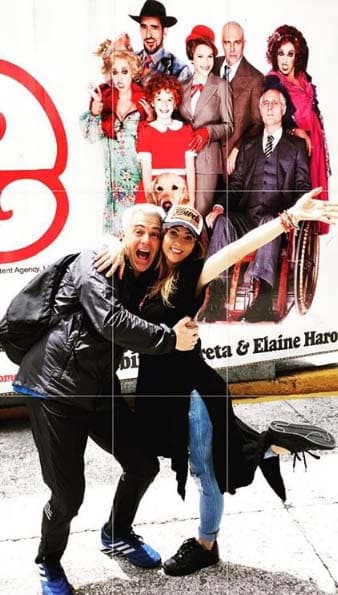 Lisardo y Andrea muy emocionados por Annie, el musical.