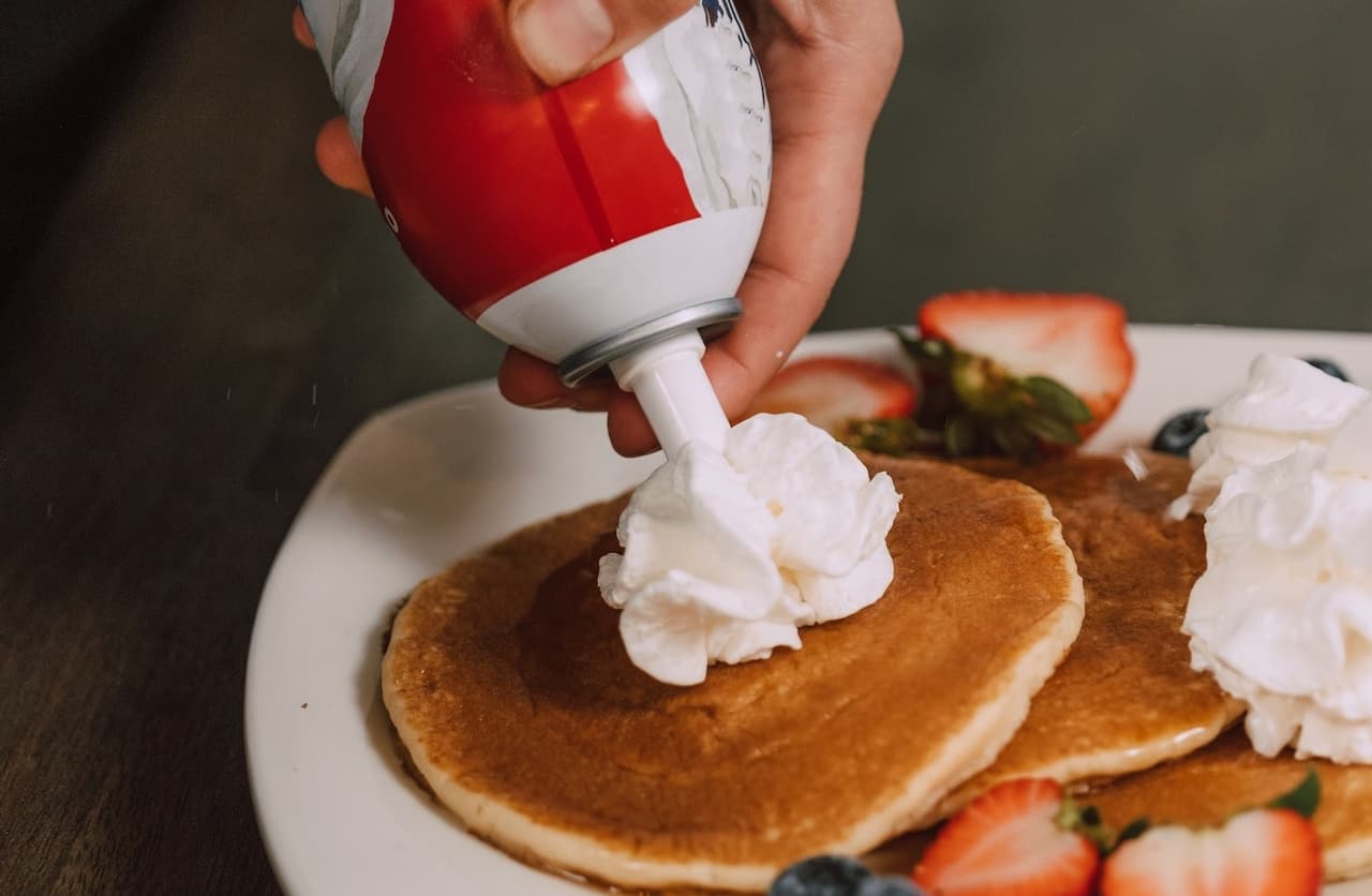 Menores de 21 años ahora tienen prohibido comprar… ¡crema batida!