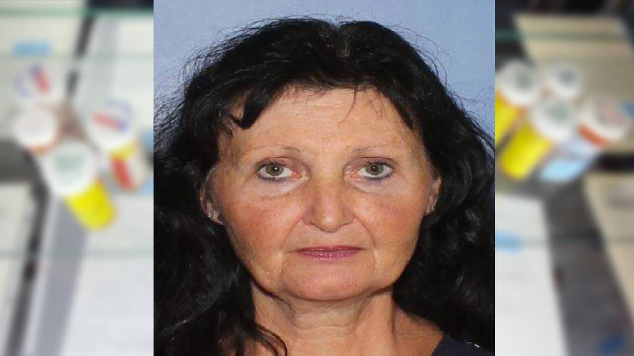 Deborah Ann Cooney, de 59 años.