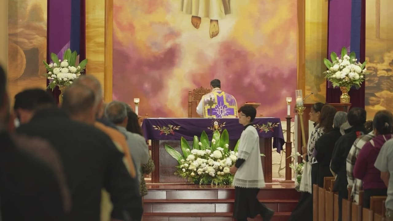 Temor a operativos migratorios impacta en la asistencia a iglesias hispanas en EEUU, según estudio