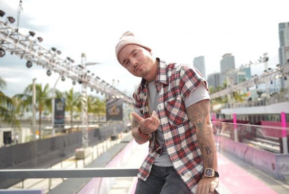¡Qué galán se ve J Balvin!
