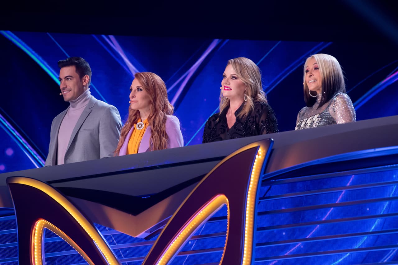 En esta ocasión le dio la bienvenida también a Erika Buenfil, la reina del TikTok, quien se sumó al panel como 'investigadora'.