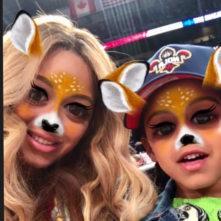 Snapchat es la red social con la que más se divierte la estrella de pop y la pequeña Blue Ivy.