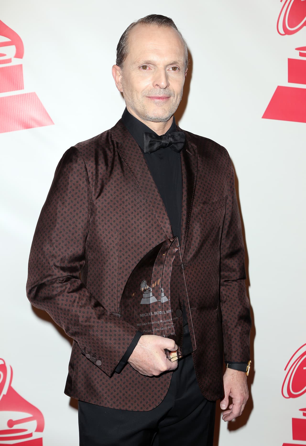 Miguel Bosé, no cambia tanto, sólo omitió su segundo apellido que es Dominguín.