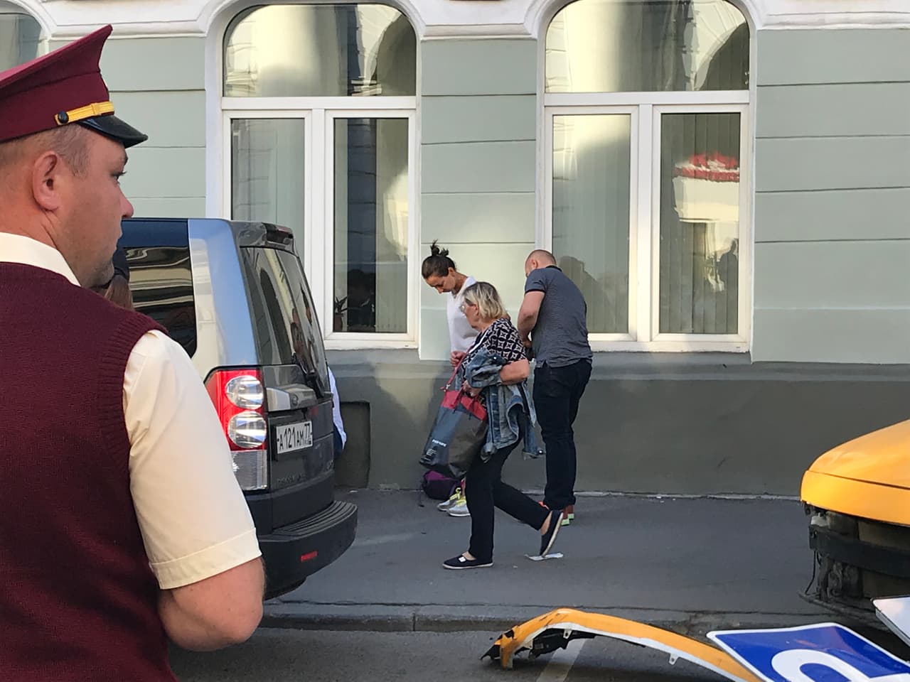 Una de las afectadas solo sufrió lesiones leves en las rodillas y en la espalda por los raspones que le dejó el incidente.