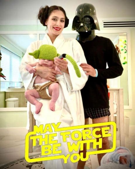 Tal fue el caso de la postal que compartieron en Halloween de toda la familia caracterizada como personajes de ‘Star Wars’.