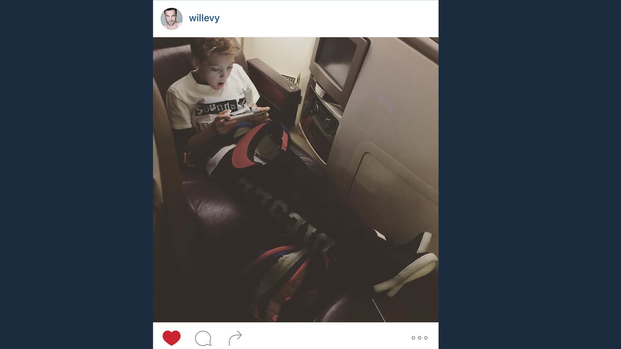 William Levy viajó a su hijo Christopher al set de su nueva película "Resident Evil, The Last Chapter"