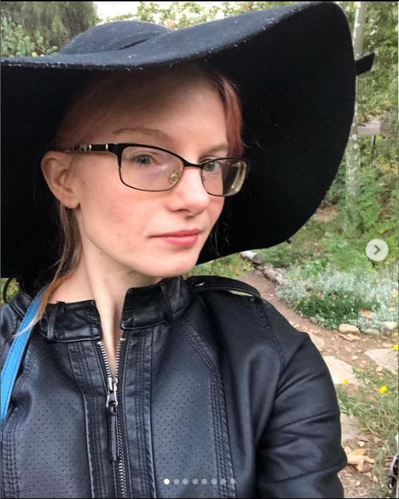 Steiger actualmente tiene 35 años y luce muy diferente a la niñita de las trenzas rubias. Desde 2005 no ha aparecido en ninguna producción, pero estudió una carrera universitaria y actualmente es escritora.