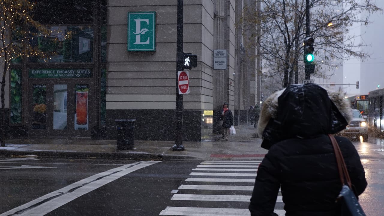 Nieve impactó áreas de Chicago y suburbios, dejando acumulaciones, pero más tarde tendremos una fuerte baja de temperatura