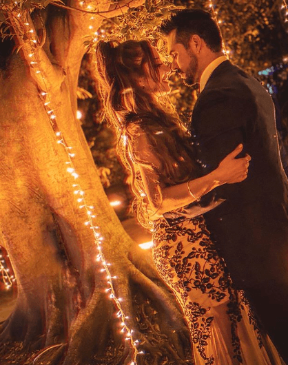 Luego de varias especulaciones respecto a su situación amorosa, el pasado 27 de marzo el actor confirmó su noviazgo con la actriz y cantante Jessica Díaz.
<br>