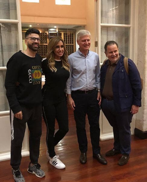 "¡Ya llegamos! Gracias a El Gordo y La Flaca en Puerto Plata. @casacolonialhotel", publicó Jomari en Redes sociales.