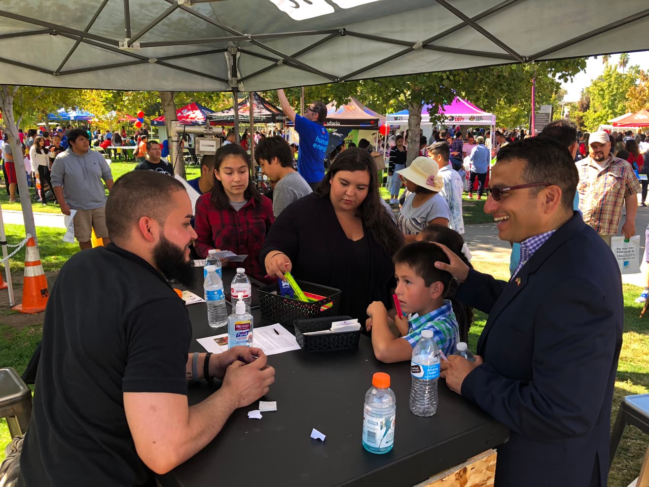 Desde Modesto a Bakersfield; familias hicieron el viaje a Fresno State para aprovechar toda la información importante para el futuro de nuestras familias.
