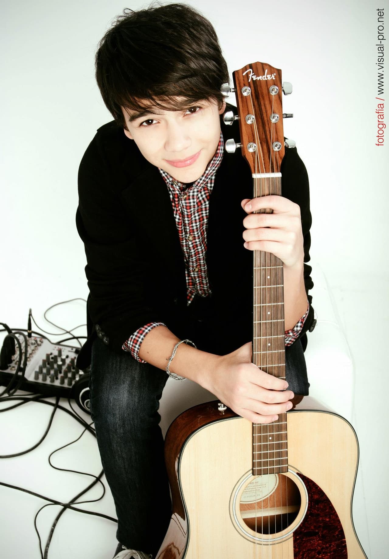 Micke nos robó el corazón durante su audición. Este chico ha pasado la mayor parte del tiempo viajando por todo Estados Unidos.