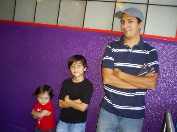 Micke nos robó el corazón durante su audición. Este chico ha pasado la mayor parte del tiempo viajando por todo Estados Unidos.