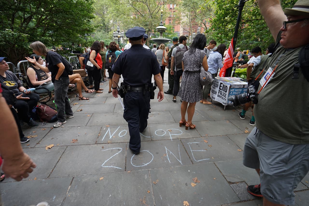 Pocos manifestantes se congregaron en City Hall Park