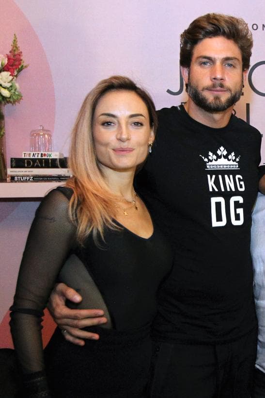 <b><a href="https://www.univision.com/famosos/horacio-pancheri-reta-a-danilo-carrera-para-que-se-haga-un-tatuaje-y-asi-le-responde-fotos">Horacio Pancheri</a></b> actualmente vive un noviazgo con 
<b>Marimar Vega</b>, y aunque en un principio trataron de mantener privado su romance, en los últimos meses han oficializado el cariño que se tienen.