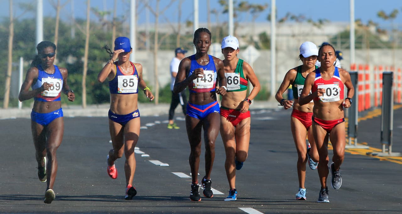 Solo estuvieron en competencia además de Pérez a la cubana Dailín Belmonte y la colombiana Angie Orjuela, la costarricense Jenny Méndez, la cubana Yudileyvis Castillo y la mexicana Adriana Zúñiga.