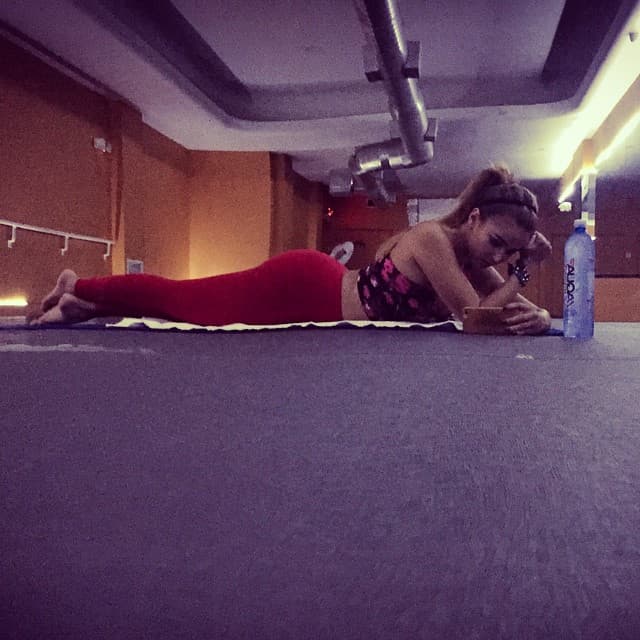 Sexy y divertida, Caro conquista en Instagram.