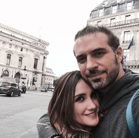 Ante los comentarios, el productor de cine respondió: "¿Nunca has visto a alguien en bikini?" Supongo que eso es muy fuerte para ti [...]".